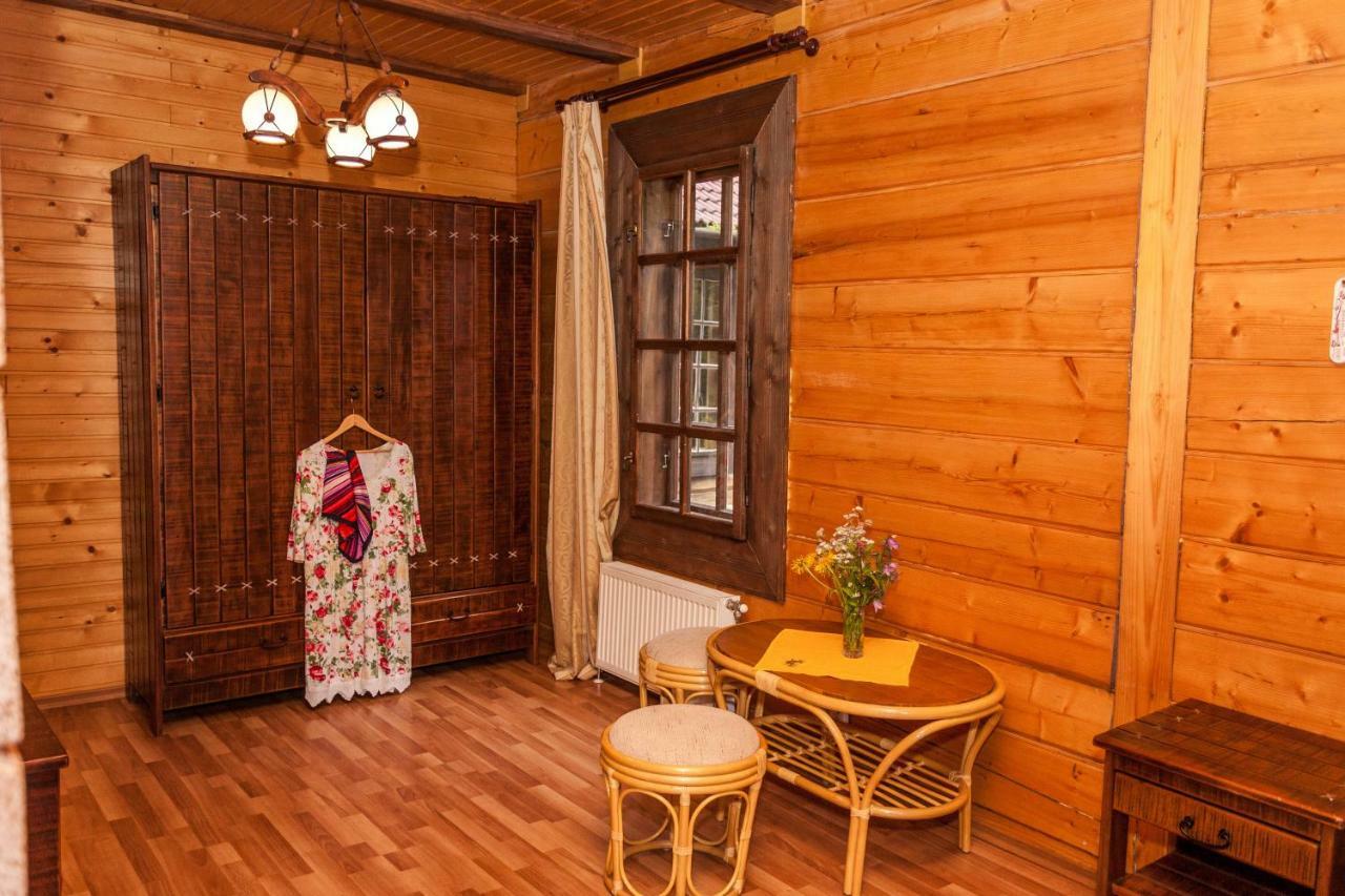 Альпина Hotel Yaremche Exterior foto